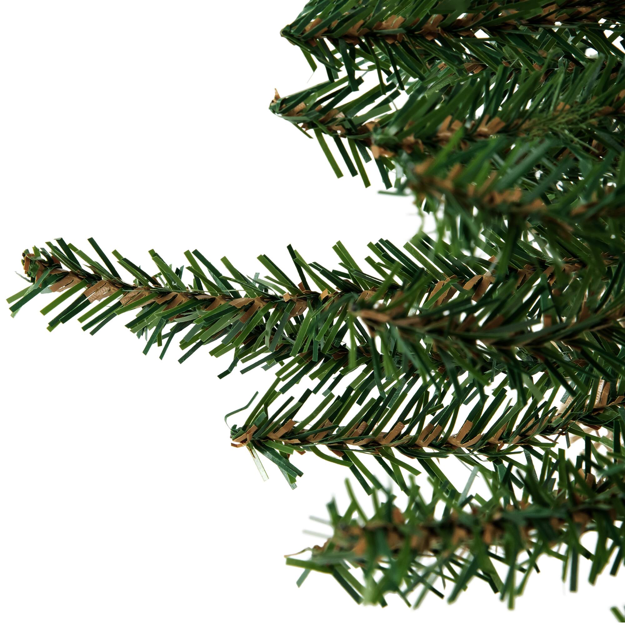 18" Unlit Traditional Scottsdale Mini Pine Artificial Christmas Tree with Burlap Base